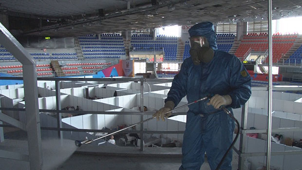 Руси дезинфиковали халу Чаир  и хотел Центар турист: Међу зараженима је виђена и БЕБА (ФОТО)